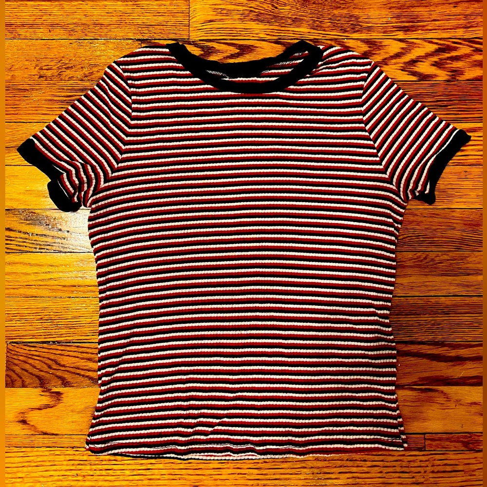 Navy/red striped tee